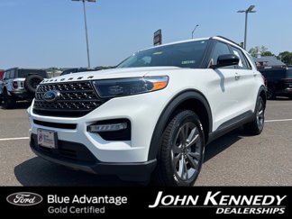 Certified 2022 Ford Explorer XLT w/ Equipment Group 202A image 1