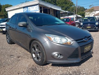 Used 2013 Ford Focus SE image 1