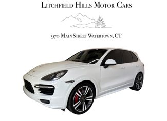 Used 2014 Porsche Cayenne GTS image 1