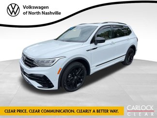 Used 2022 Volkswagen Tiguan SE R-Line image 1