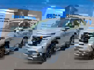 New 2025 Honda Pilot Touring image 1