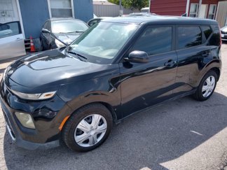 Used 2021 Kia Soul LX image 1