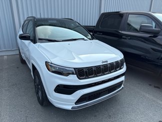 New 2025 Jeep Compass Limited w/ High Altitude Package image 1