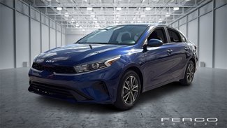 Used 2023 Kia Forte LXS image 1