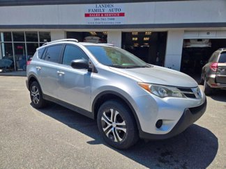 Used 2014 Toyota RAV4 LE image 1