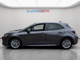 Used 2025 Toyota Corolla SE image 1