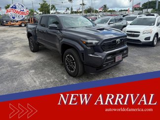 Used 2024 Toyota Tacoma TRD Sport image 1