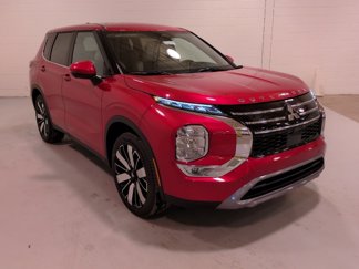 New 2025 Mitsubishi Outlander SE image 1