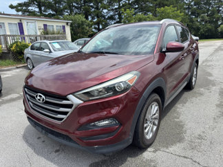 Used 2017 Hyundai Tucson SE image 1