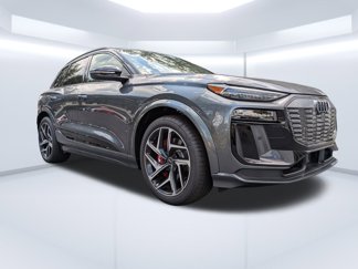 New 2025 Audi SQ6 e-tron Prestige image 1