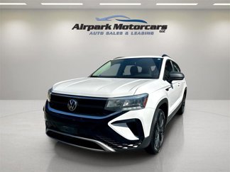 Used 2022 Volkswagen Taos S image 1