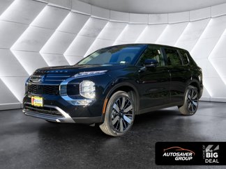 New 2025 Mitsubishi Outlander SE image 1