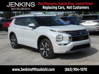 New 2025 Mitsubishi Outlander SEL image 1