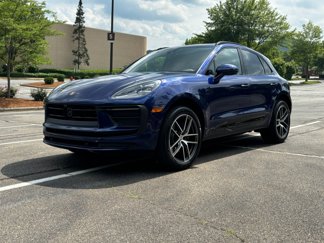 Used 2025 Porsche Macan image 1