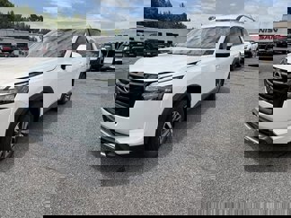 New 2025 Nissan Pathfinder SL image 1
