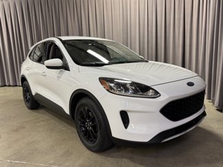 Used 2020 Ford Escape SE image 1