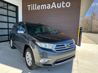 Used 2013 Toyota Highlander Plus image 1