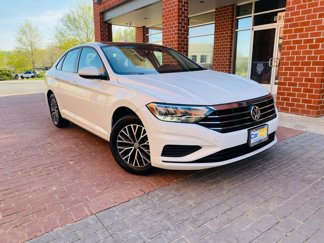 Used 2020 Volkswagen Jetta SE w/ SE Cold Weather Package image 1