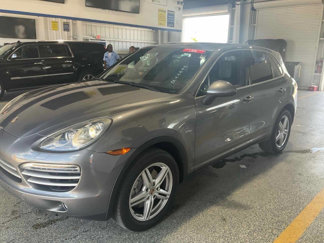 Used 2014 Porsche Cayenne Diesel Platinum Edition image 1