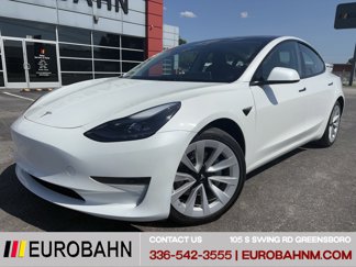 Used 2023 Tesla Model 3 Standard Range image 1
