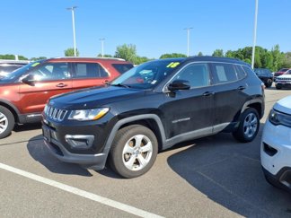 Used 2018 Jeep Compass Latitude w/ Popular Equipment Group image 1