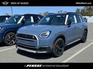 New 2025 MINI Cooper Countryman S E image 1