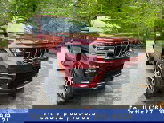 New 2025 Jeep Grand Cherokee Limited w/ Luxury Tech Group II image 1