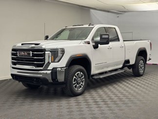 Used 2024 GMC Sierra 3500 SLE w/ SLE Value Package image 1