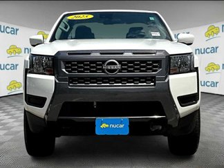 Certified 2025 Nissan Frontier SV video 2