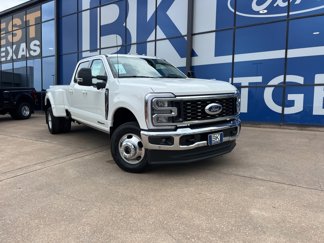 New 2025 Ford F350 Lariat image 1