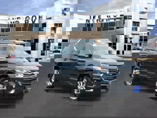 Used 2020 Chevrolet Traverse LT w/ Driver Confidence II Package image 1