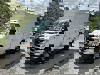 New 2026 Ford E-350 and Econoline 350 Super Duty image 1