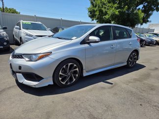 Used 2017 Toyota Corolla iM image 1