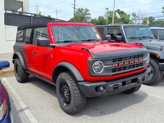 Used 2023 Ford Bronco Black Diamond image 1