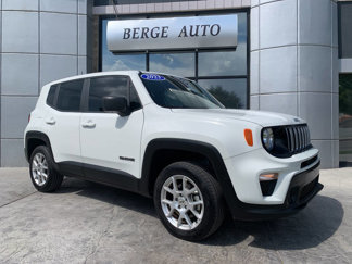 Used 2023 Jeep Renegade Latitude image 1