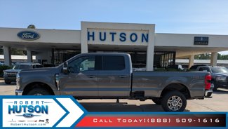New 2025 Ford F250 4x4 Crew Cab Super Duty image 1