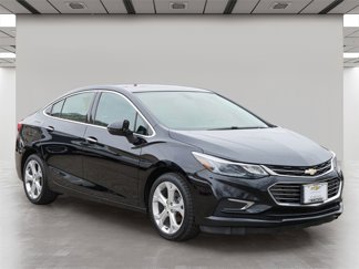 Used 2017 Chevrolet Cruze Premier image 1