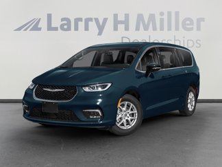 New 2025 Chrysler Pacifica Limited image 1