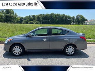 Used 2019 Nissan Versa SV image 1