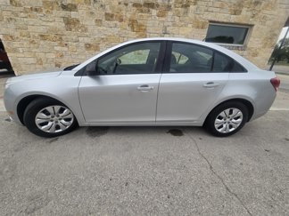 Used 2013 Chevrolet Cruze LS image 1