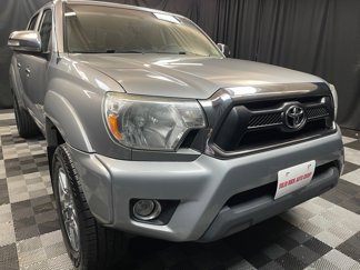 Used 2015 Toyota Tacoma 4x4 Double Cab image 1