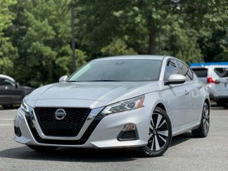 Used 2021 Nissan Altima 2.5 SV image 1