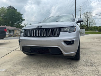 Used 2018 Jeep Grand Cherokee Altitude image 1