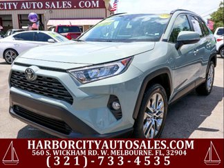 Used 2021 Toyota RAV4 XLE Premium image 1