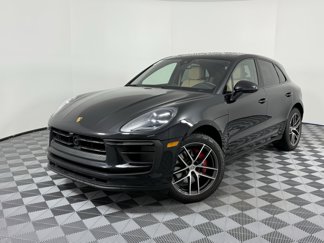 Certified 2025 Porsche Macan S image 1