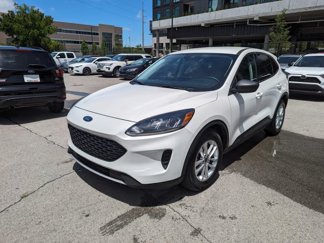 Used 2022 Ford Escape SE image 1