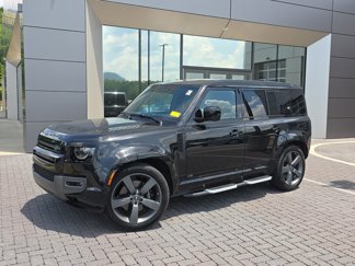 Certified 2024 Land Rover Defender 110 V8 image 1