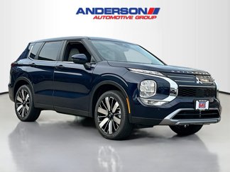 New 2025 Mitsubishi Outlander SE image 1