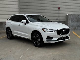 Used 2020 Volvo XC60 T6 Momentum image 1