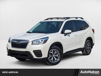 Used 2020 Subaru Forester Premium image 1